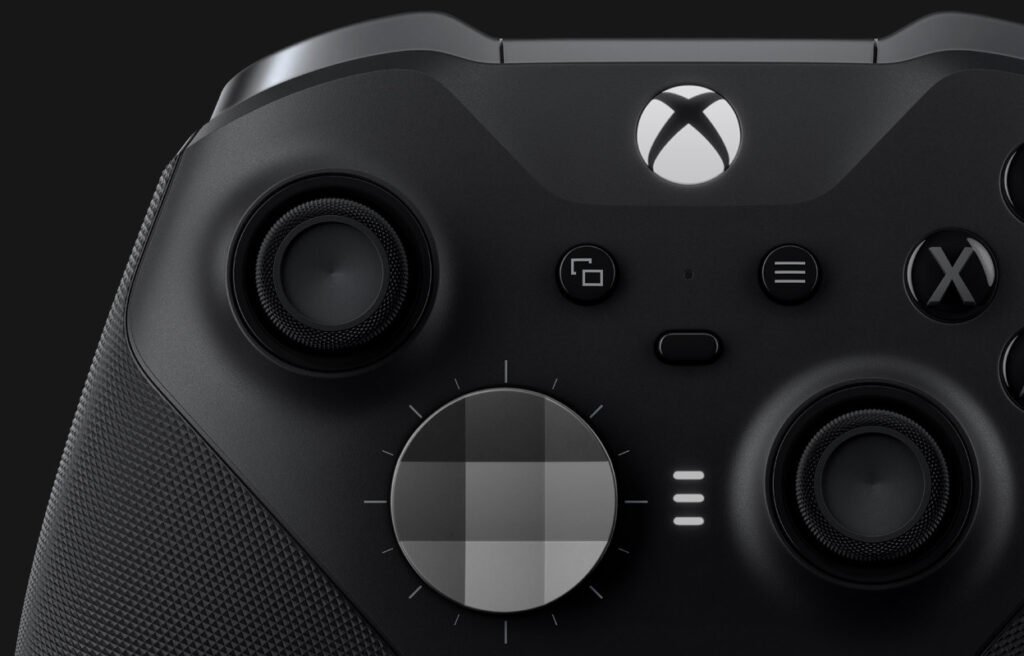 Primer plano de los sticks y la cruceta del Xbox Elite Series 2